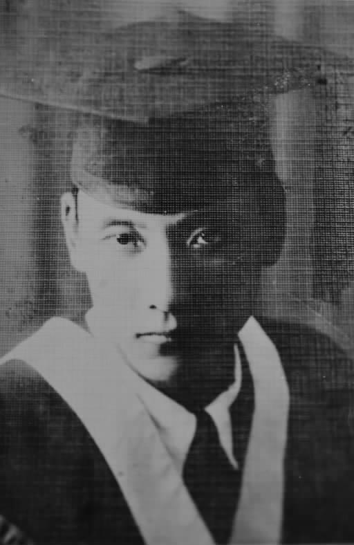青年時代的王旦東。
