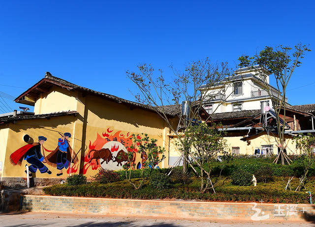 峨山縣岔河鄉(xiāng)河外村路口小組在觀摩活動(dòng)后持續(xù)做好后半篇文章,打造更加宜居的鄉(xiāng)村環(huán)境。曾永洪攝 峨山縣岔河鄉(xiāng)河外村路口小組在觀摩活動(dòng)后持續(xù)做好后半篇文章,打造更加宜居的鄉(xiāng)村環(huán)境。曾永洪攝.jpg